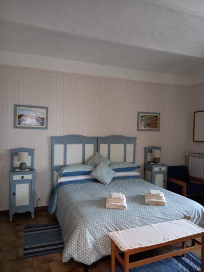 Bed and Breakfast I Quattro Grappoli Neive Zimmer foto