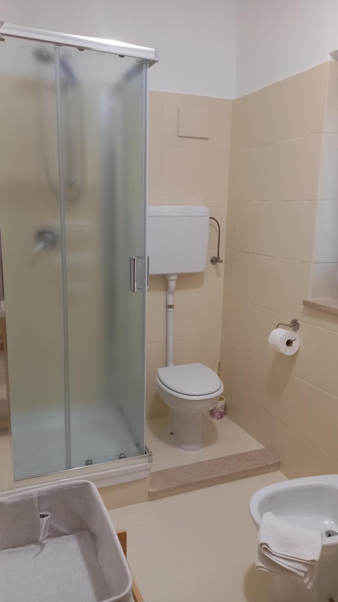 Bed and Breakfast I Quattro Grappoli Neive Zimmer foto